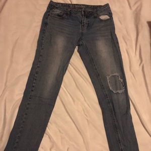 Ripped boyfriend jeans